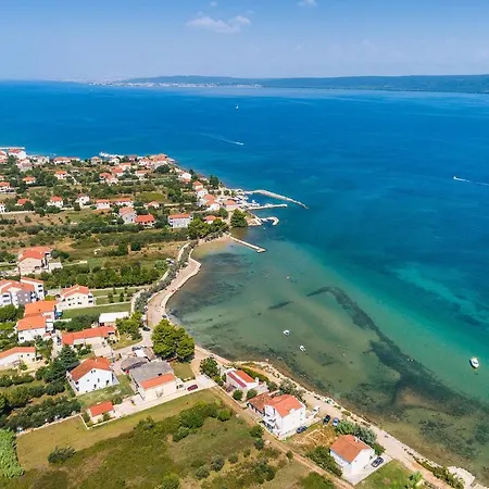 1 Bedroom Amazing In * Neviđane