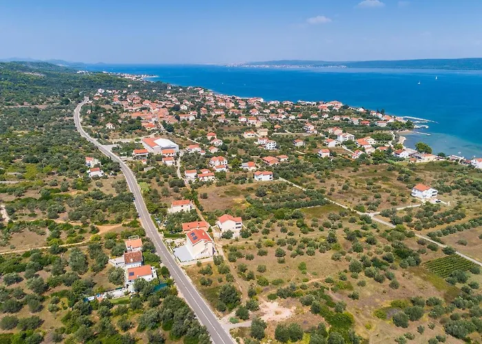 Lägenhet 1 Bedroom Amazing In Neviđane